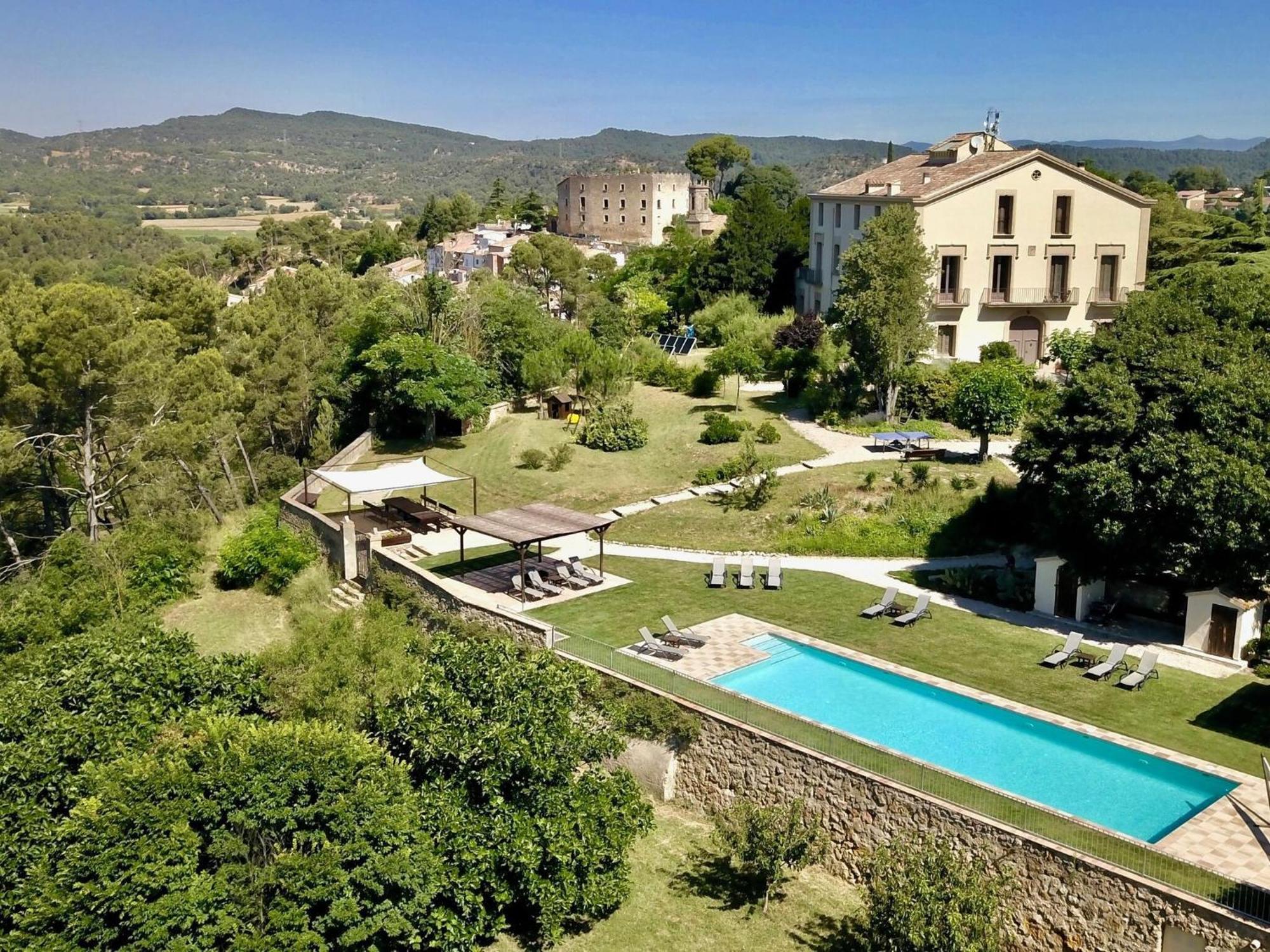 Montserrat Apartment With Terrace And Pool La Torre de Claramunt Екстериор снимка